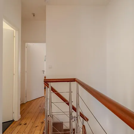 Maison De Avec Parking Couvert 別荘 *